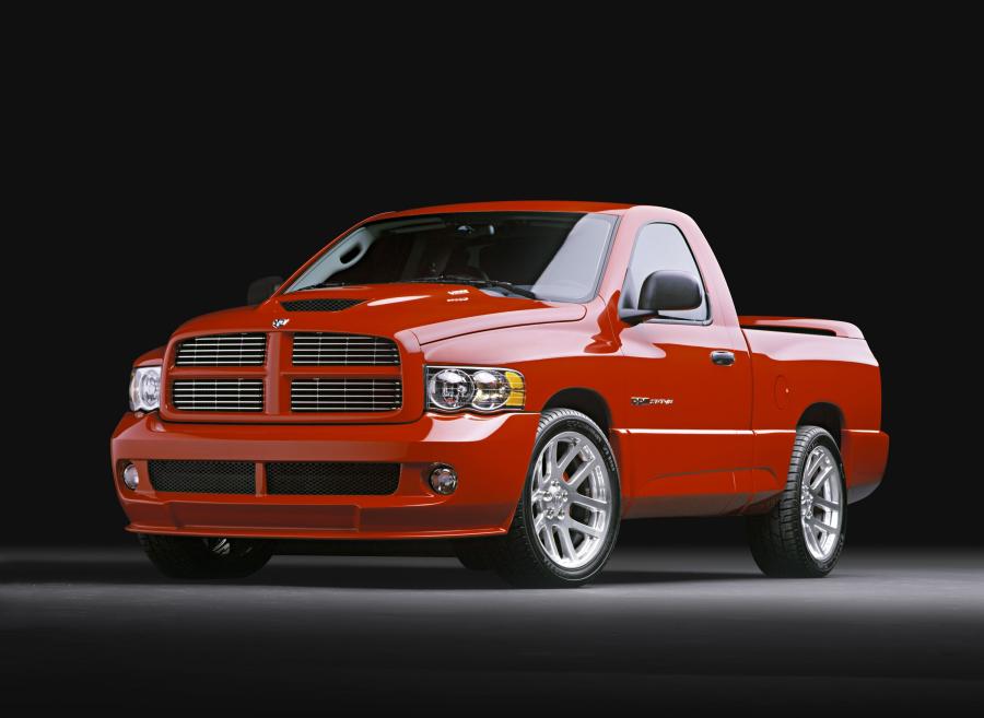  Dodge Ram SRT10 2004 года  (фото 39 из 40)